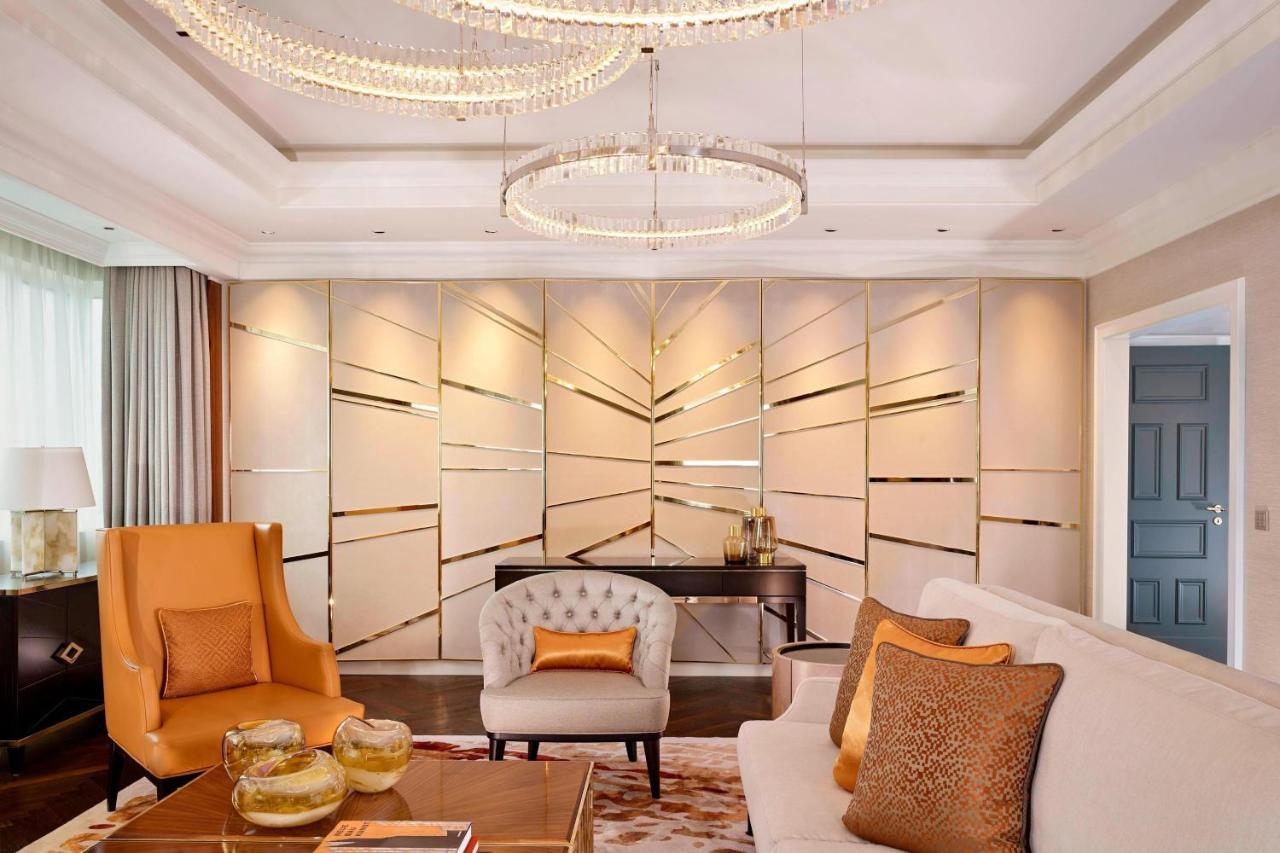 The Ritz-carlton, 5*