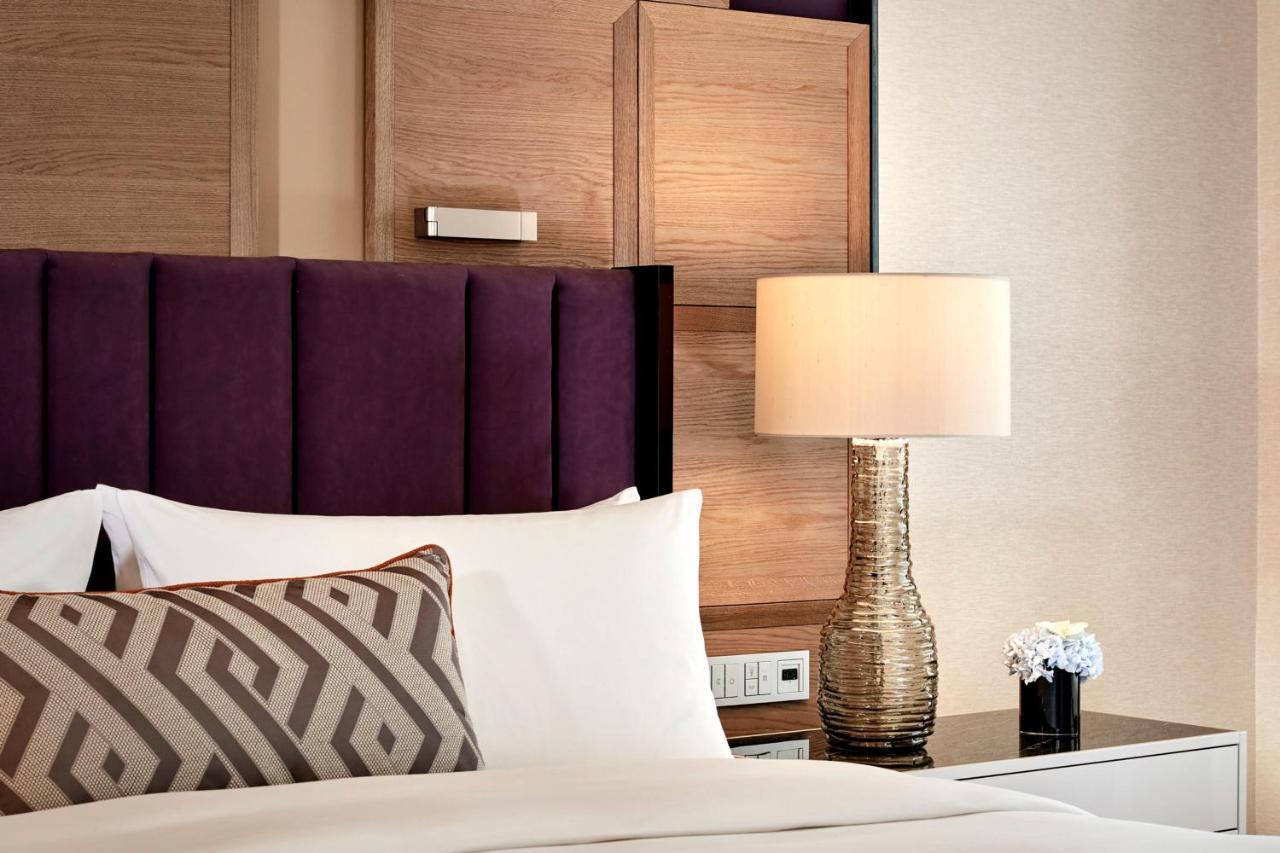 Hotel The Ritz-carlton, 5*