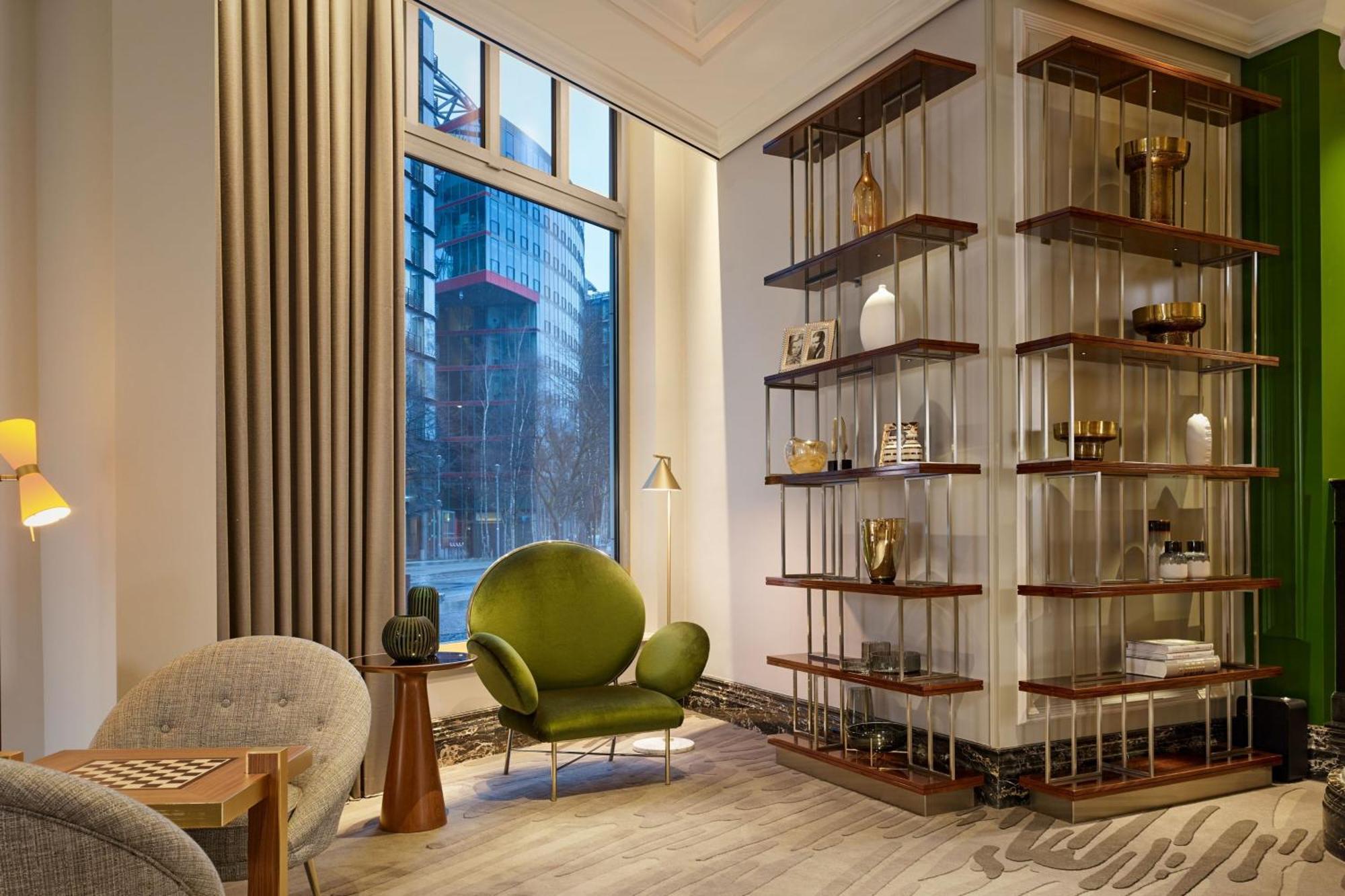Hotel The Ritz-carlton,