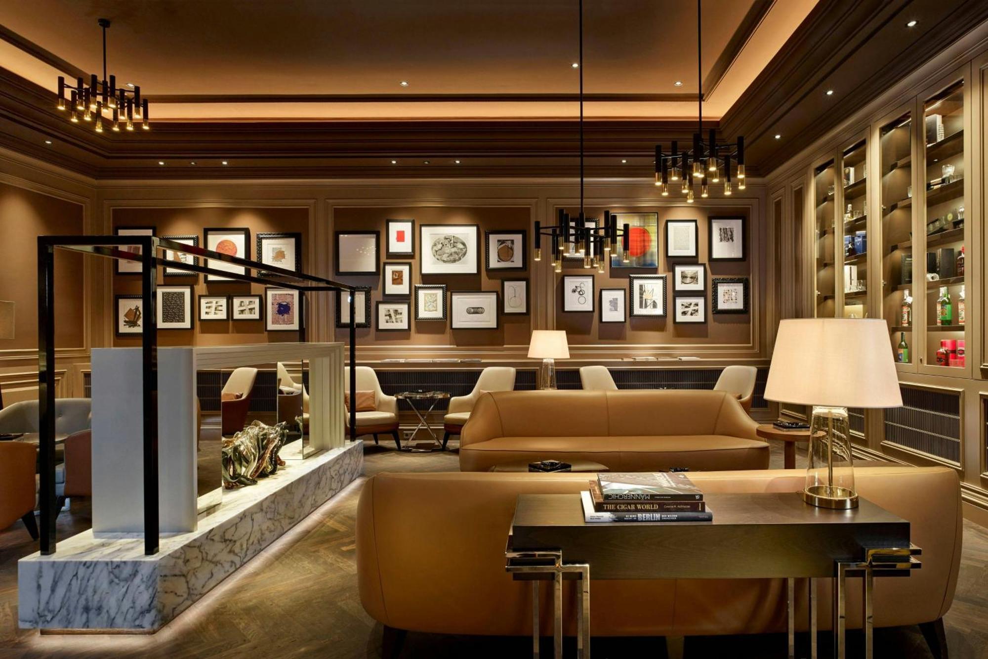 Hotel The Ritz-carlton, 5*